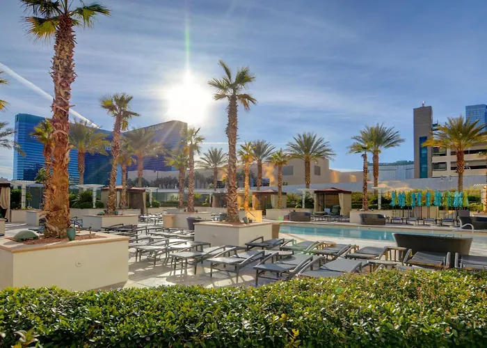 Jewel Suite W/Balcony Mgm Signature * 23Rd Floor* Strip View Las Vegas